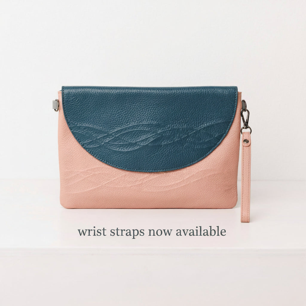 Leather Clutch Hybrid: from coffee runs to cocktails.