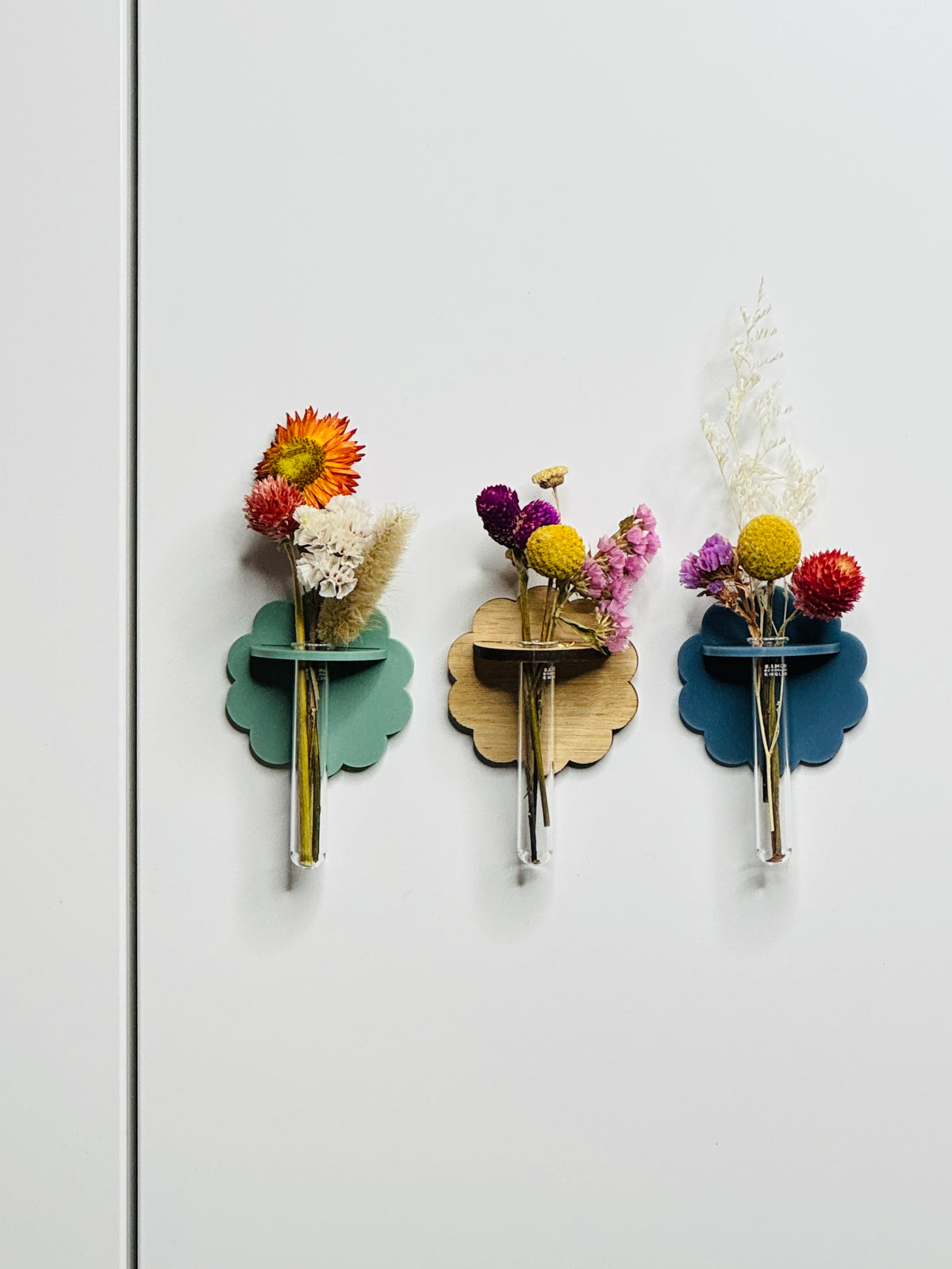 Mini bud vase magnet: Sage