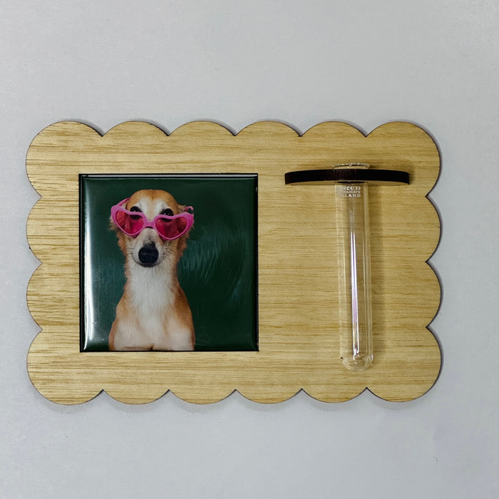 Magnetic Frame with bud vase