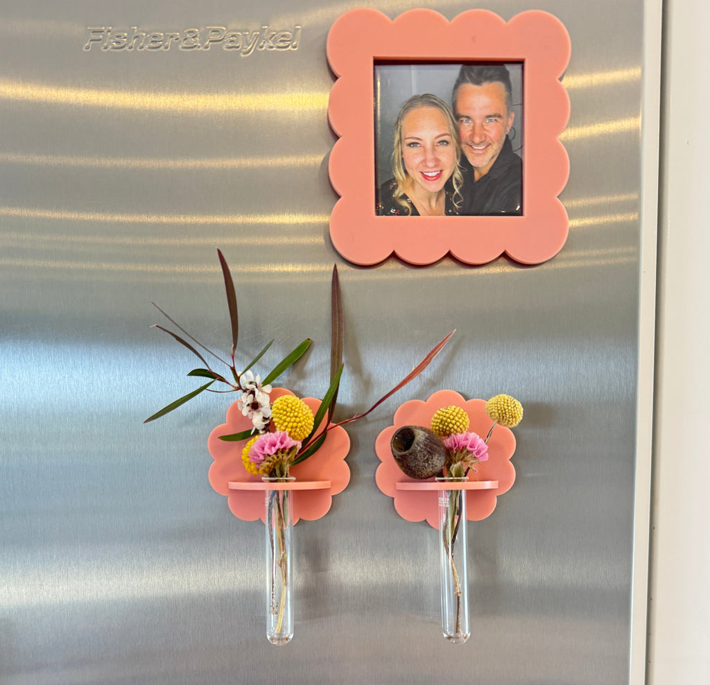 Mini bud vase magnet: Blush