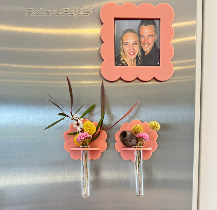 Mini bud vase magnet: Blush