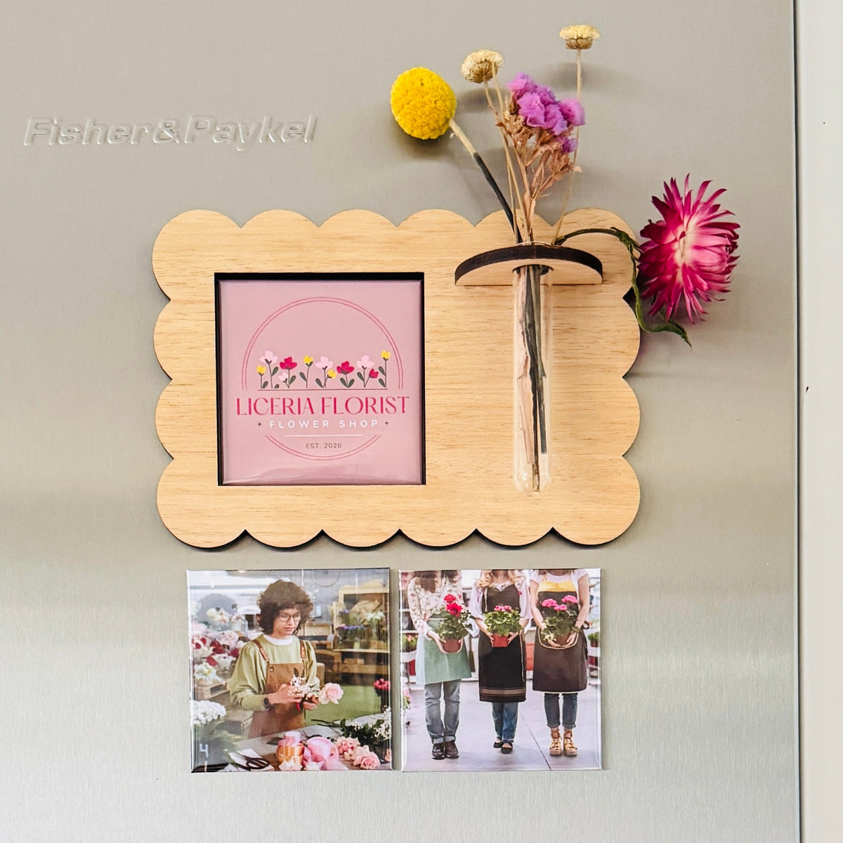 Magnetic Frame with bud vase