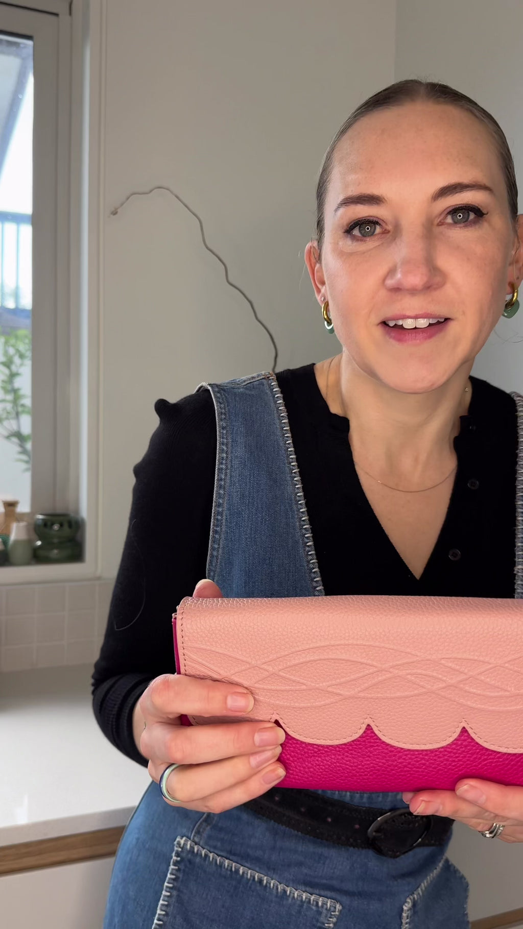 Raspberry leather smartphone wallet/clutch: Scallop Collection.
