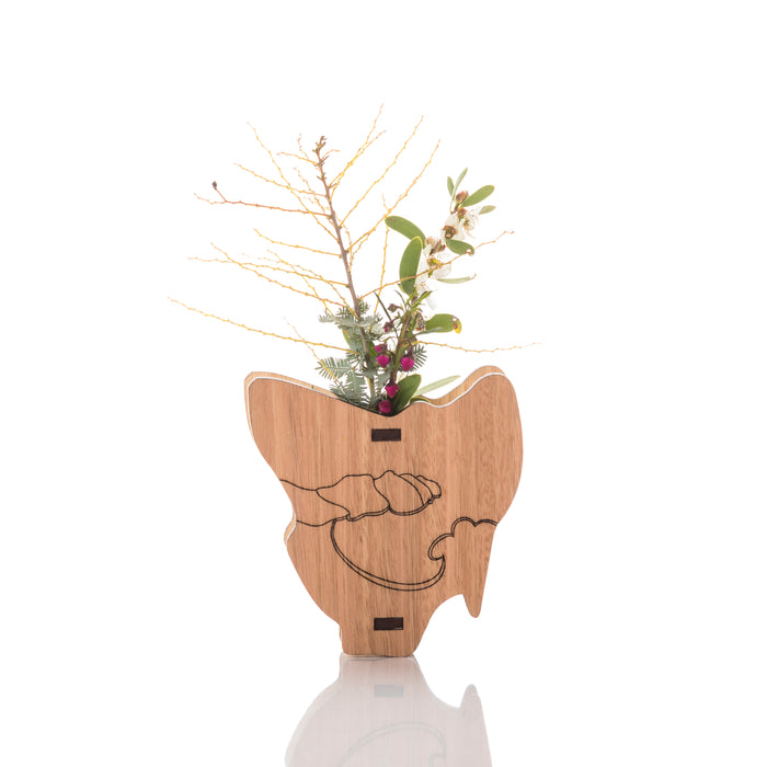 Tassie Vase Magnet - Wineglass Bay Design. Tasmanian Oak.