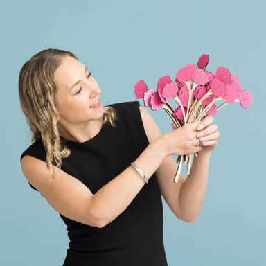 Large Waratah: Pili Pala Posies