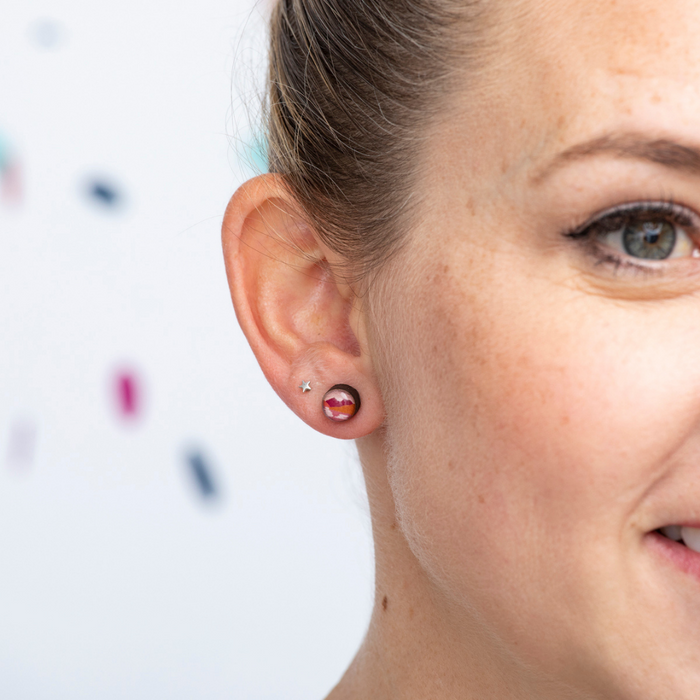'3 Pack' of small studs. Colour Bomb.